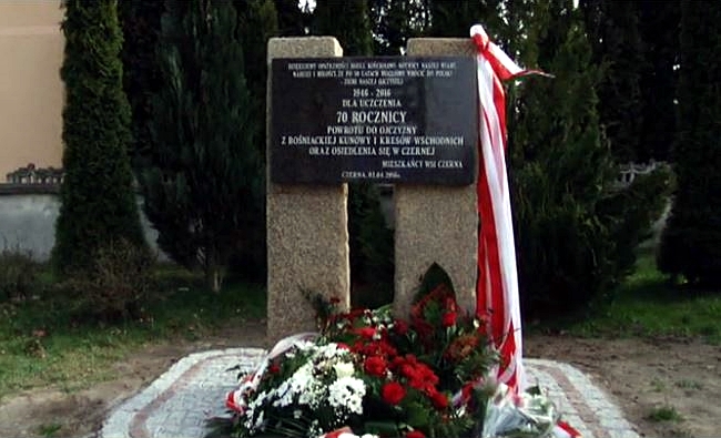Uroczystość pomnik w Czernej